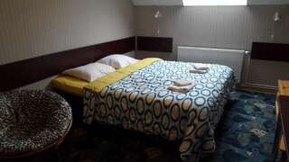 Отель Terve Hostel Пярну Двухместный номер с 1 кроватью или 2 отдельными кроватями-8